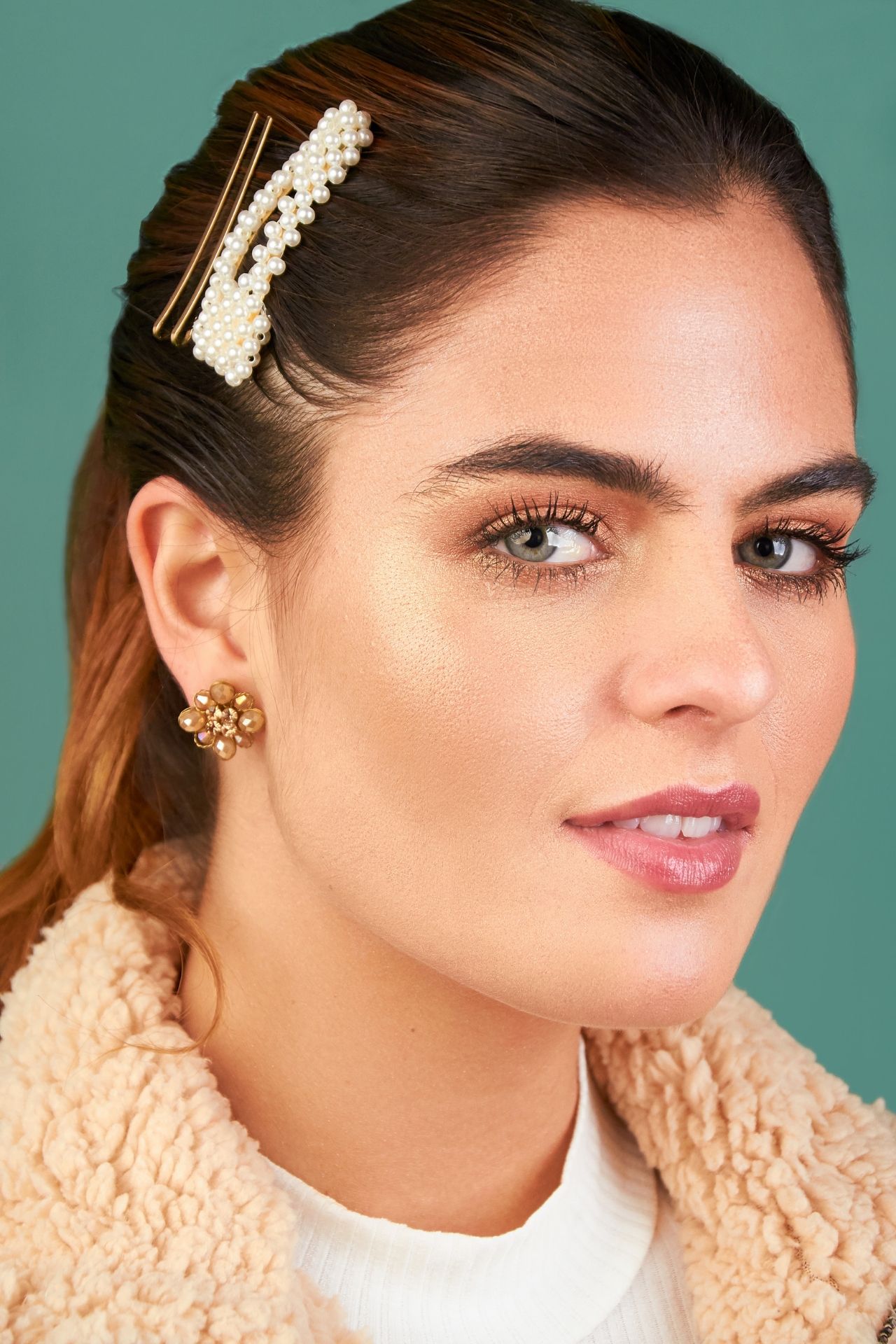 Hair Clip Gold Pearls 2 The Showroom